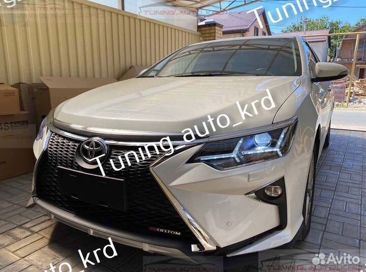 Бампер Toyota Camry 50/55 в стиле Lexus