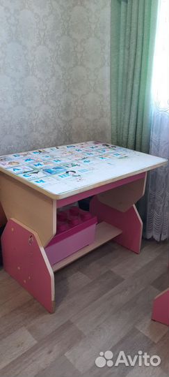 Детский стол и стул