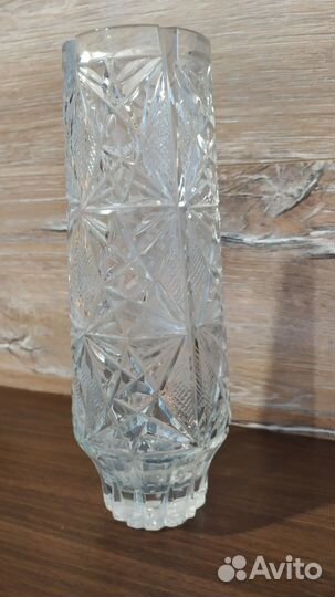 Вазы для цветов (хрусталь (упакую) и керамика)
