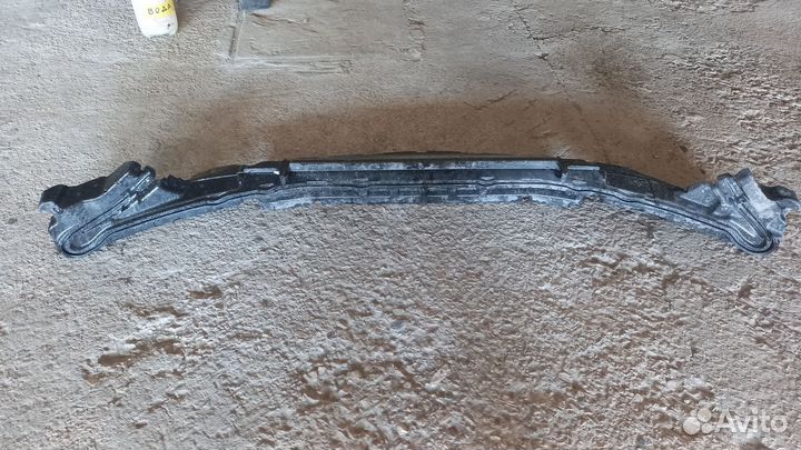 Mercedes Е W213 Абсорбер переднего бампера