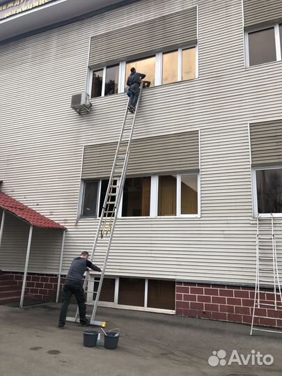 Мытье окон, мойка фасада, промышленный альпинизм