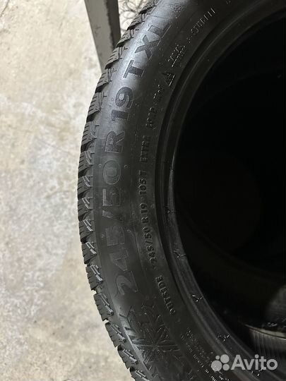 Continental IceContact 2 SUV SSR 245/50 R19 105T