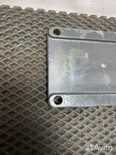 Кронштейн (крепление) Renault Premium 1629549