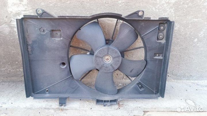 Диффузор радиатора Mazda Demio DY3W DY5W 2004