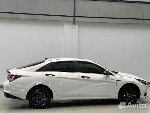 Hyundai Elantra 1.5 CVT, 2022, 28 000 км