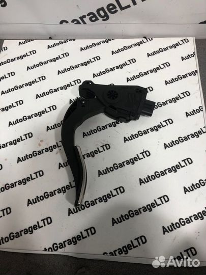 Педаль газа Audi A6 C7 S-line 3.0TDI 2017