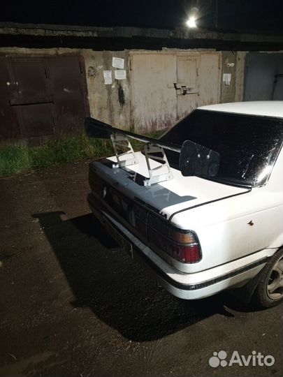 Продам спойлер