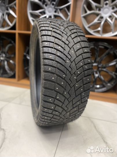 Pirelli Ice Zero 2 285/40 R22 110H
