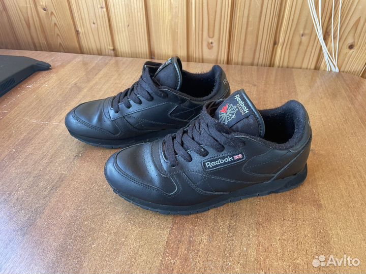 Кроссовки на весну/осень