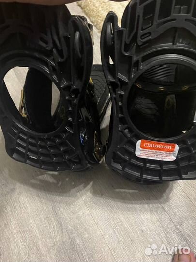 Крепления для сноуборда Burton Notori