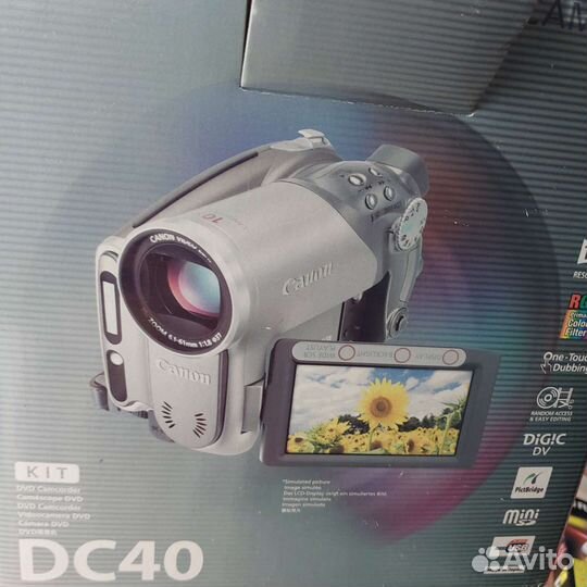 Видеокамера Canon DC 40