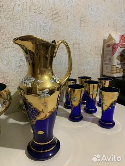 Графин со стаканами