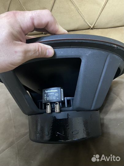 Сабвуфер с усилителем