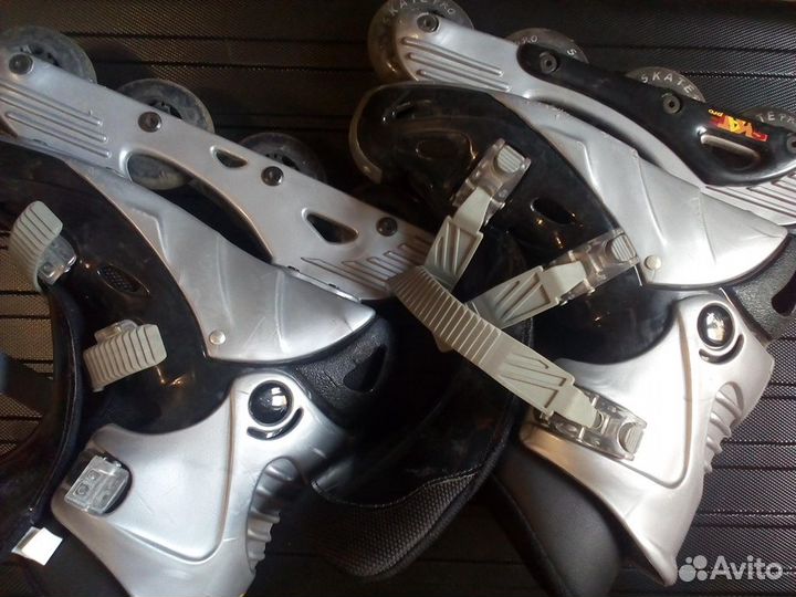 Коньки роликовые