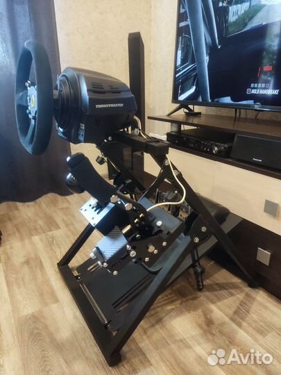 Thrustmaster t300 со стойкой, МКПП и ручником