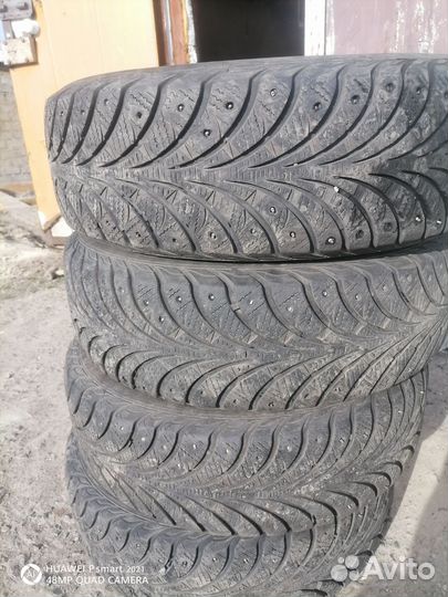 Sava Eskimo Stud 185/65 R15