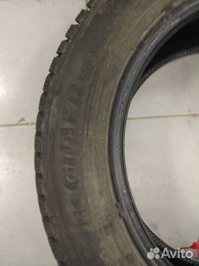 Yokohama IceGuard Stud IG65 215/60 R17