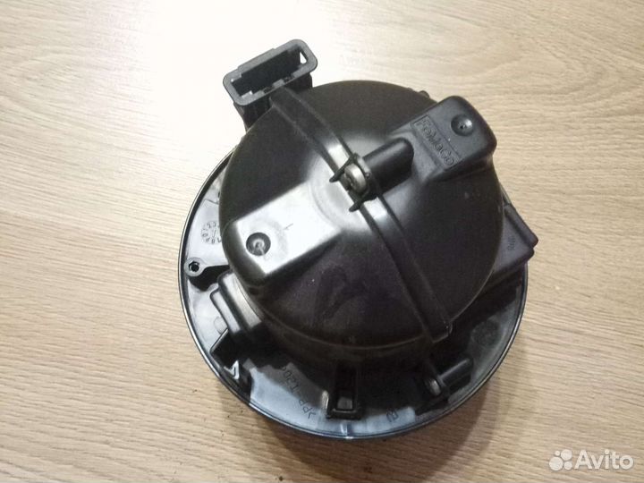 Мотор печки Volvo XC70