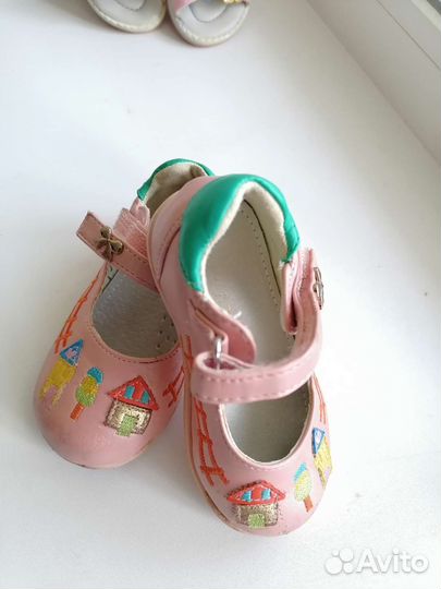 Босоножки для девочки