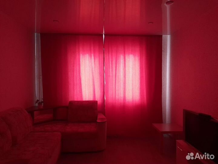 Почти новый комплект штор блэкаут + 2 подушки