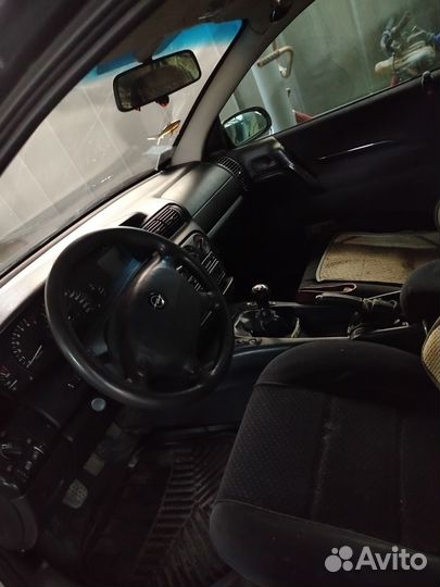 Opel Omega 2.0 МТ, 1998, 205 000 км