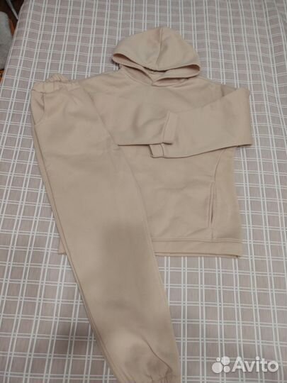 Спортивный костюм женский на флисе новый