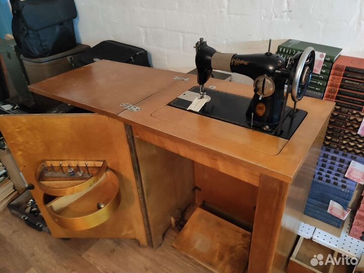 Швейная машина пмз им. Калинина