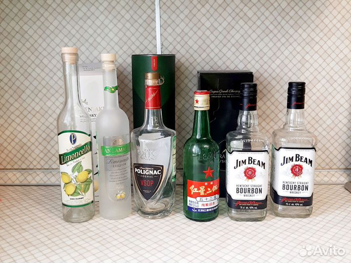 Бутылки от алкоголя