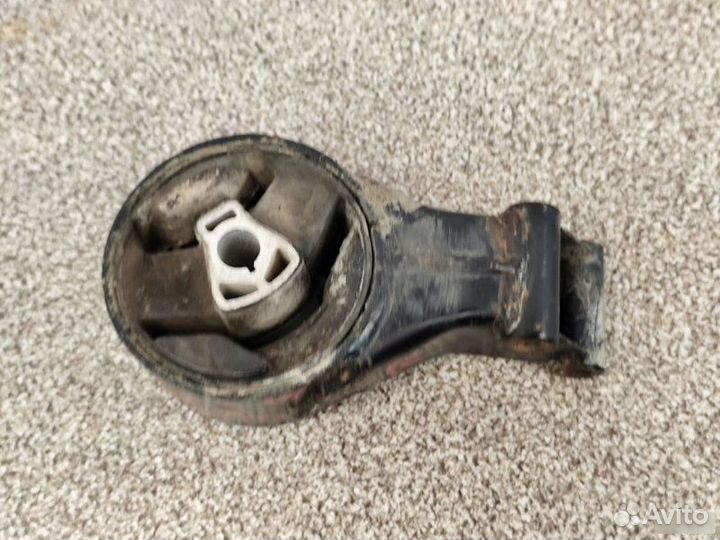 Опора двс задняя Chevrolet Cruze 1