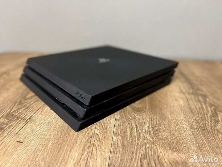 Игровая приставка ps4 pro 1tb