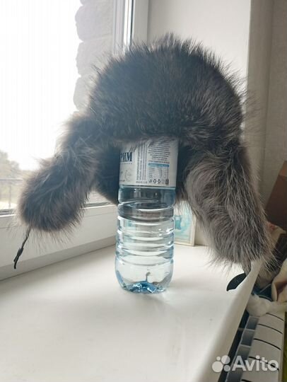Мужская шапка урана с мехом енота