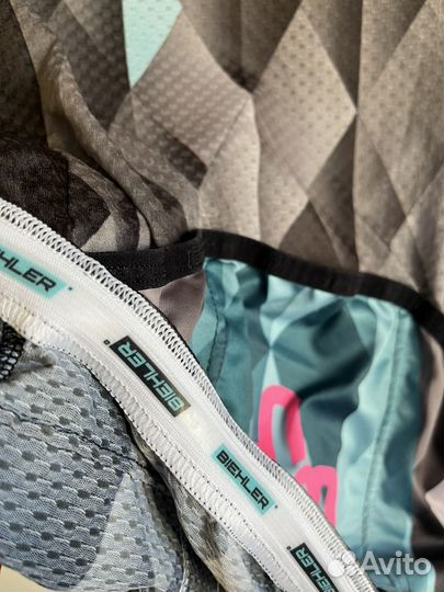 Спортивная футболка