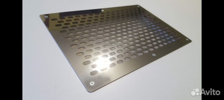 Решетка для маникюрной вытяжки