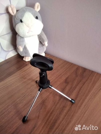 Стойка для микрофона настольная