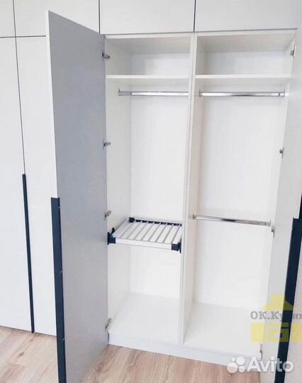 Угловой шкаф