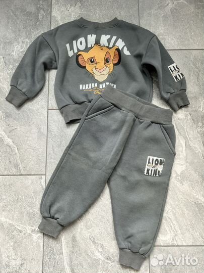 Рубашка, джинсы