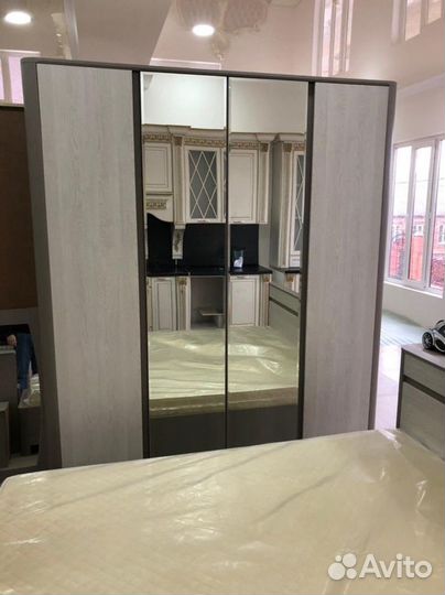 Спальня «Лацио» в стиле Хай-Тэк