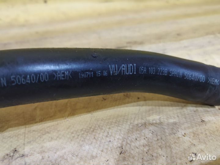 Шланг вентиляции картер.газов Audi Q7 4L Ауди кью