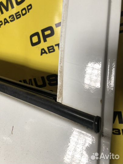 Задняя правая дверь LADA Granta