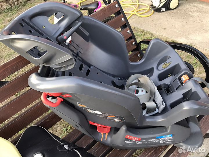 Автокресло 0-1-2 Carmate Zutto 3