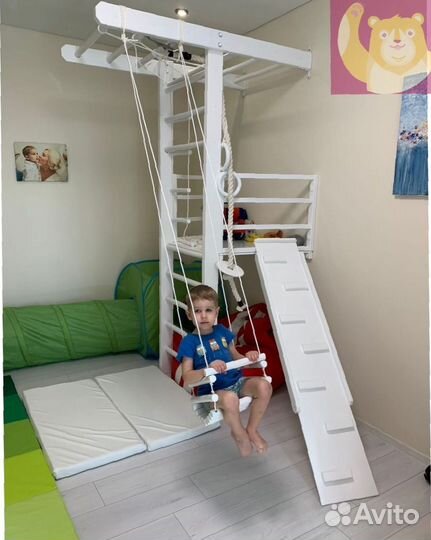 Шведская стенка с балконом и аксессуарами