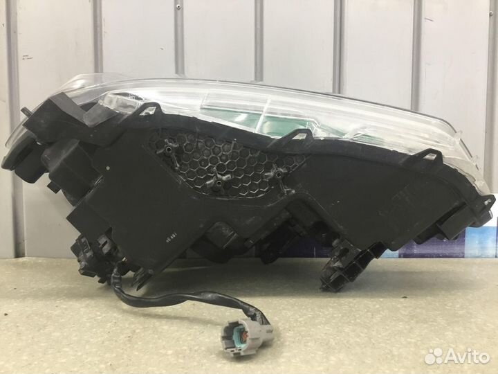 Фара правая Nissan X-Trail (T32) 2014