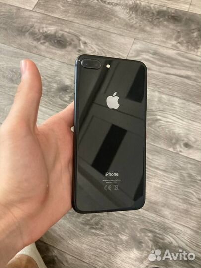Телефон iPhone 8 Plus/64gb