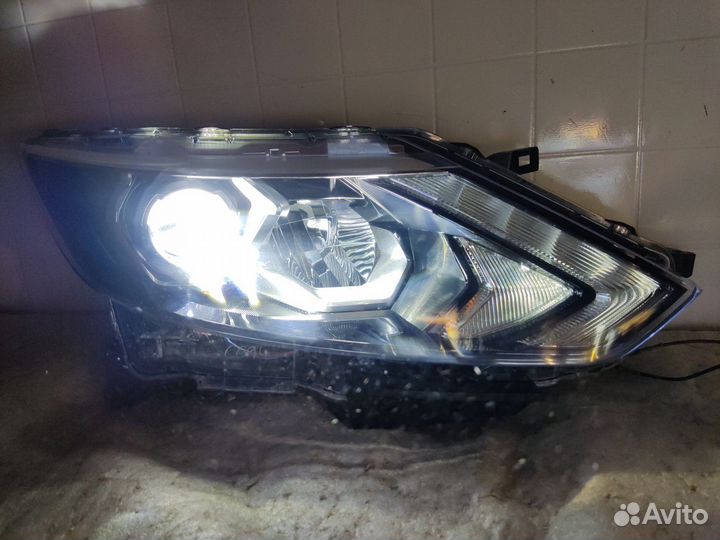 Фара led передняя правая Nissan Qashqai 2