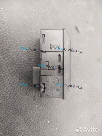 Кнопка открывания люка BMW 7 E38 рест. E38 2001