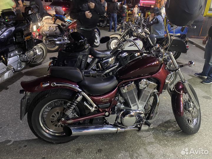 Suzuki intruder vs1400