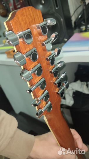 Электроакустическая гитара Yamaha CPX-700