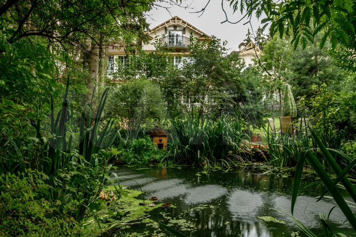 Дом 300 м² на участке 80 сот.