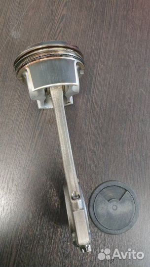 Поршень с шатуном Mercedes Amg Gt 63S 4 Matic X290