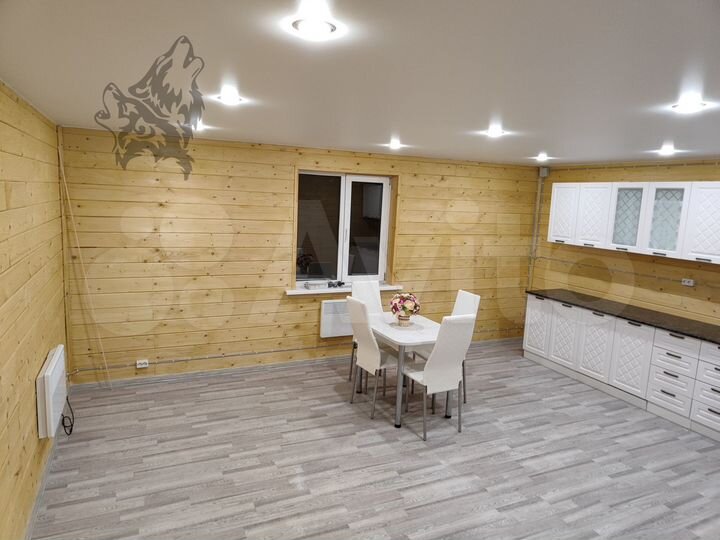 Дом 80 м² на участке 4 сот.